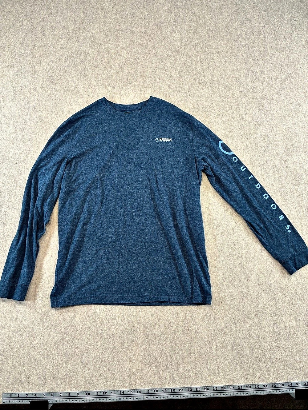 Magellan Outdoors Men's Long Sleeve Crew Neck T-Shirt Classic Fit Solid Blue M